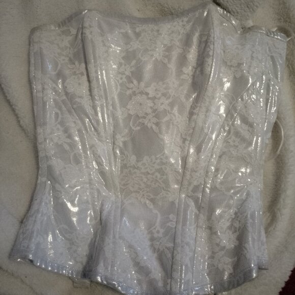 Local designer boustier - Picture 1 of 2